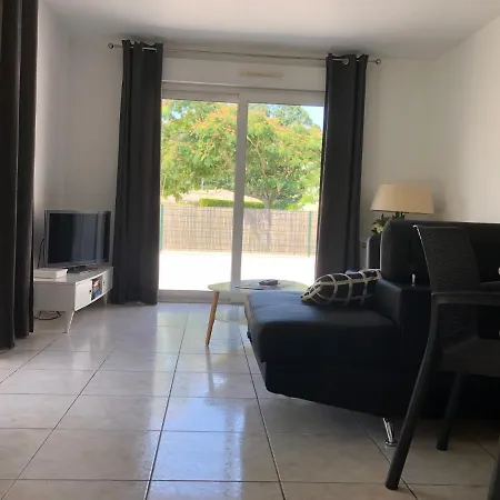 Les Arbousiers Holiday home